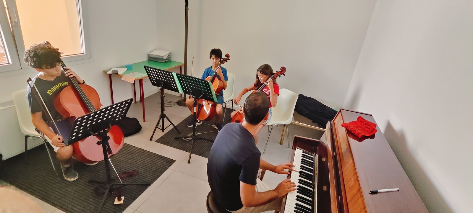 Lezione di violoncello e pianoforte